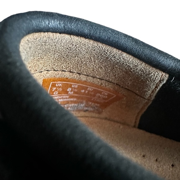 Clarks Leather Loafers - Matte Black Size 8.5 - Picture 7 of 8